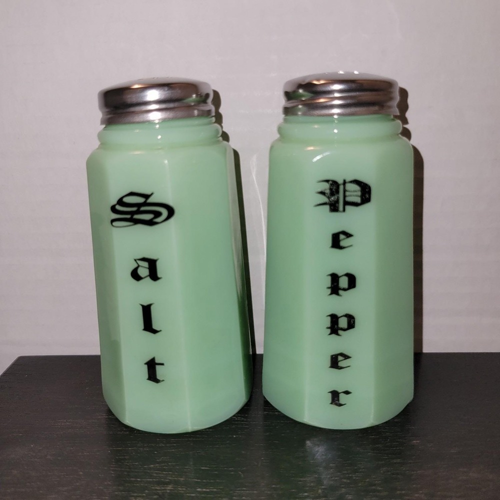 Vintage Jadeite Green Glass Salt And pepper Shakers Chrome Lids Farmhouse Style